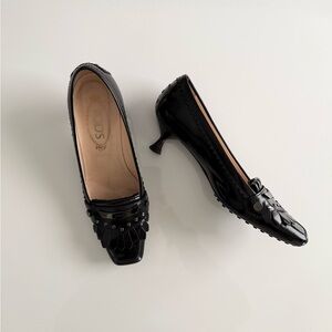 Tod’s patent leather kitten heels